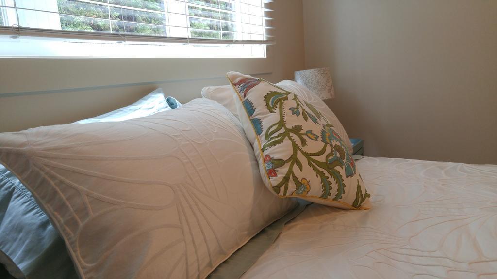 At The Beach Bed And Breakfast Kelowna Kamer foto